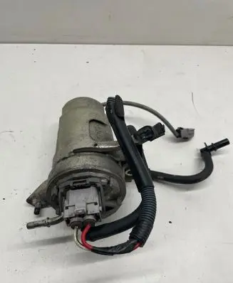 Toyota RAV 4 (XA40) Fuel filter housing