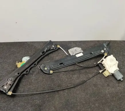 BMW 4 F36 Gran coupe Rear door window regulator motor 7046032