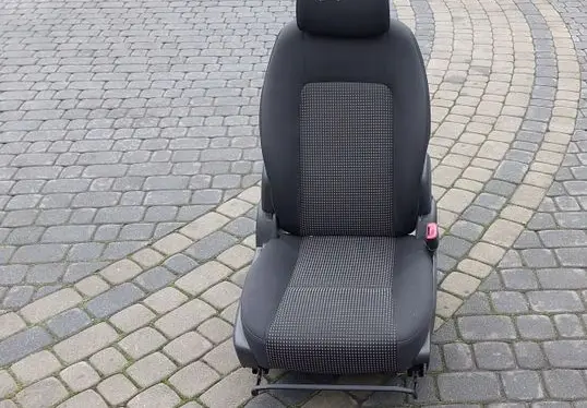 Chevrolet Captiva Front driver seat 