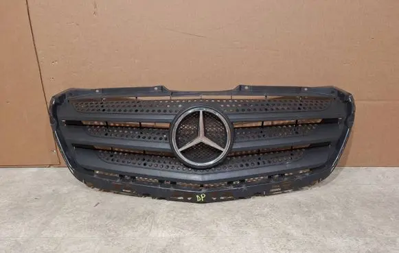 Mercedes-Benz Sprinter W906 Front grill A9068880523