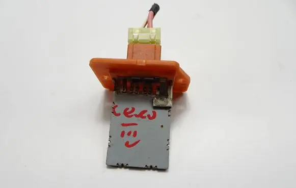 KIA Ceed Heater blower motor/fan resistor 