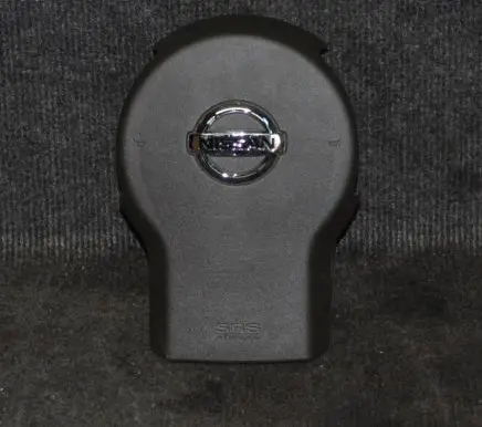 Nissan NP300 Steering wheel airbag