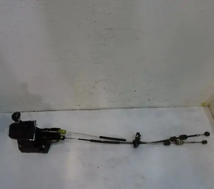 Opel Astra J Gear shift rod 55563829