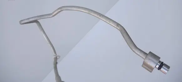 Infiniti G35 Air conditioning (A/C) pipe/hose