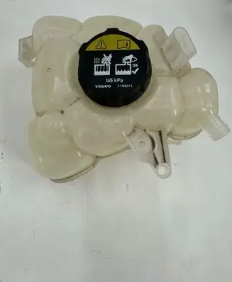Coolant expansion tank/reservoir