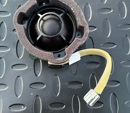 Volvo C70 Front door high frequency speaker 30679365