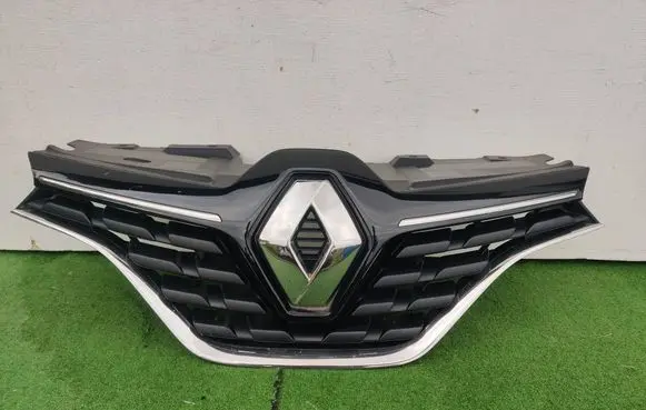 Renault Kadjar Front bumper upper radiator grill 623103685R