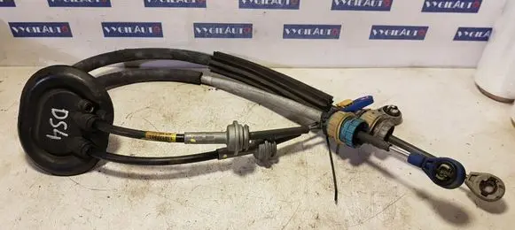 Gear shift cable linkage