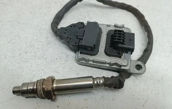 Mercedes-Benz GLC X253 C253 Lambda probe sensor A0009058011 SNS1006 0009058011