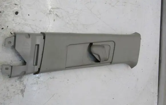 Toyota RAV 4 (XA40) (B) pillar trim (top) 1111