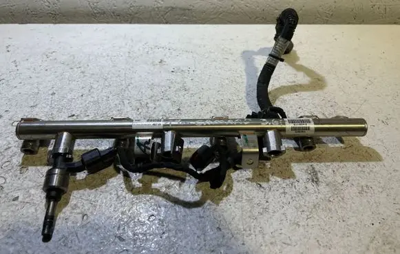 Chevrolet Camaro Fuel main line pipe 12634127 4127XR 86122435204388
