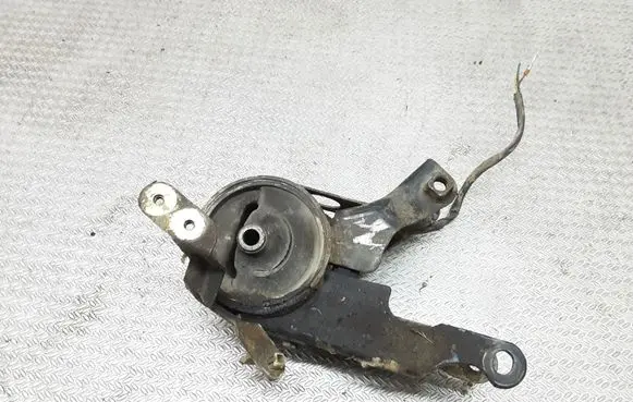 Nissan Murano Z50 Engine mount bracket