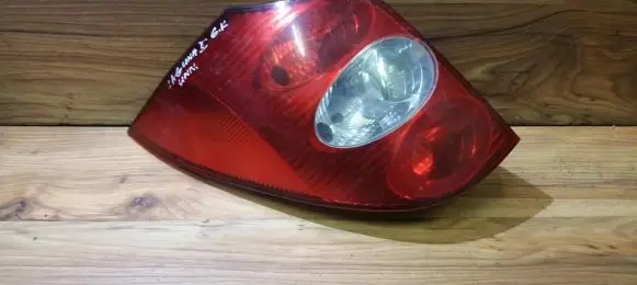 Renault Laguna II Rear/tail lights 8200002471