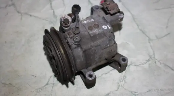Nissan X-Trail T30 Air conditioning (A/C) compressor (pump) 2K432