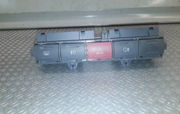Citroen Jumper Hazard light switch 7353387580