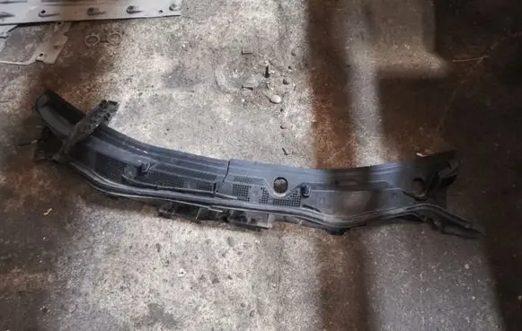 Mazda CX-5 Wiper trim KD53507P1