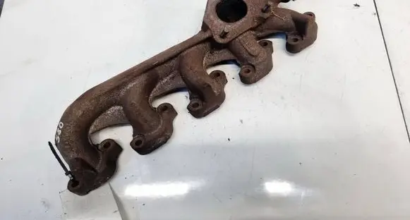 Volvo S80 Exhaust manifold 8642826