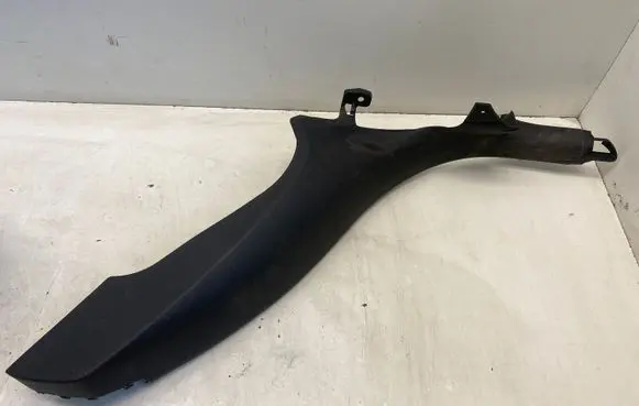 Skoda Octavia Mk3 (5E) Rear sill trim cover 5E9867766