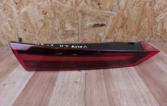 Volvo S60 Rear light trim 31468205