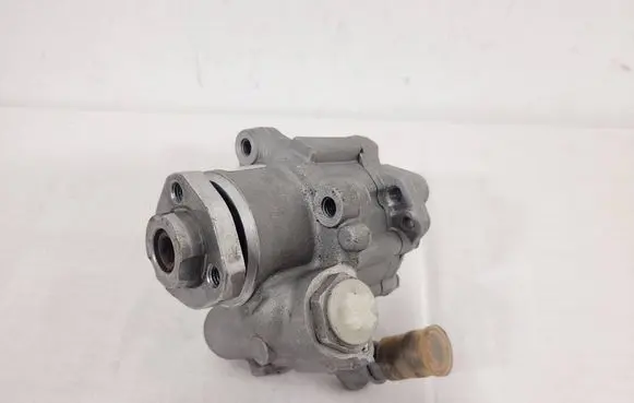 Volkswagen Transporter - Caravelle T4 Power steering pump 330216 150102
