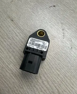 Dodge Nitro Airbag deployment crash/impact sensor P04896065AA 39754C TC5ME29995D014