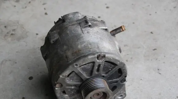 Audi A8 S8 D3 4E Generator/alternator 07C903021H