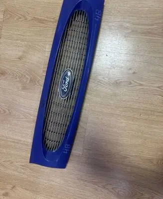 Ford Fiesta Front bumper upper radiator grill 96FB8A133