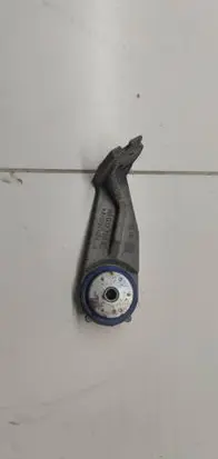 Peugeot 308 Radiator mount bracket 9803778880