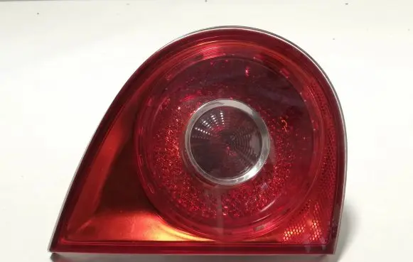 Volkswagen Golf V Tailgate rear/tail lights 1K6945107C