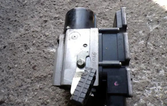 Alfa Romeo 159 ABS Pump 51804856