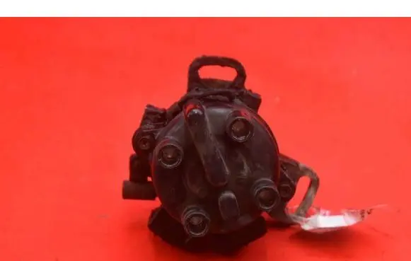 Mazda 626 Spark distributor T2T57971