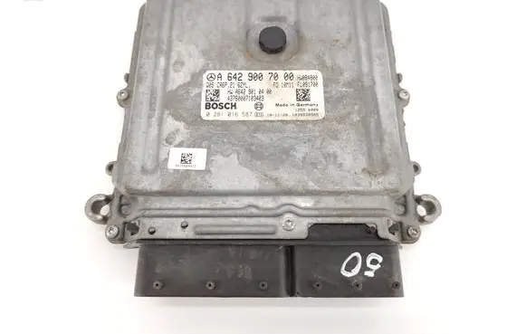 Mercedes-Benz E W212 Engine control unit/module A6429007000 1039S30905 A6429010400