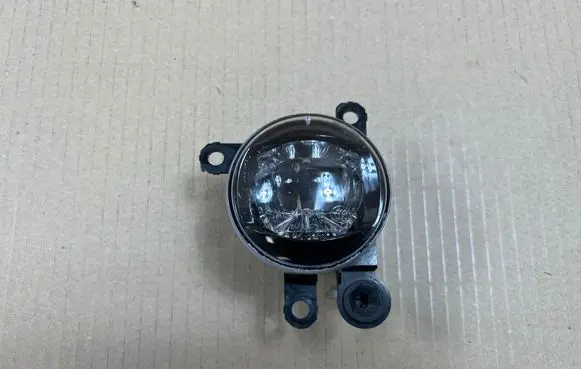 Opel Mokka B Front fog light 13497329