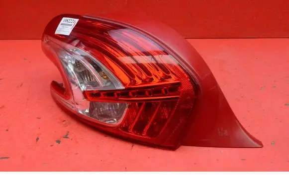 Peugeot 208 I Rear/tail lights 9672628280