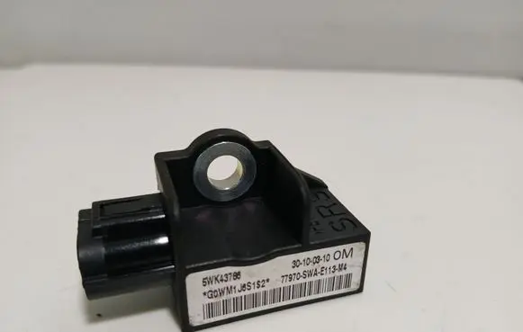 Honda CR-V Airbag deployment crash/impact sensor 77970SWAE113M4