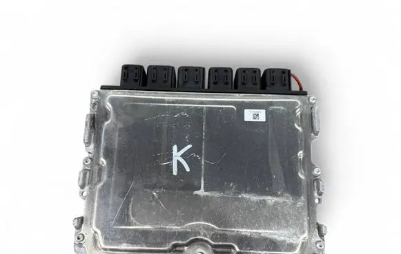 BMW M5 F90 Engine control unit/module 0261S20422 030263581 9494381