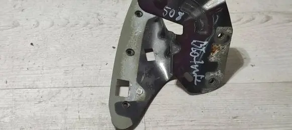 Peugeot 508 II Fender mounting bracket