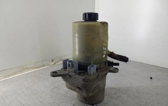 Ford Focus Power steering pump 1040085011094