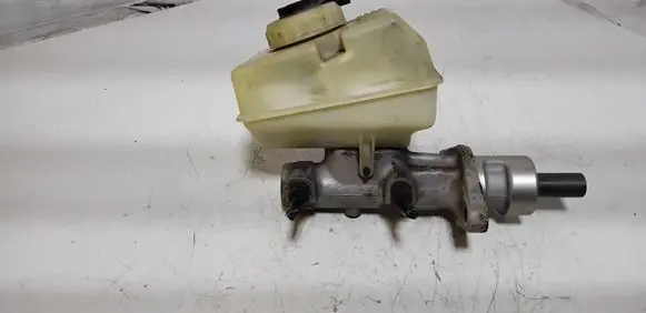 Volvo S70 V70 V70 XC Master brake cylinder 9203845 3200439