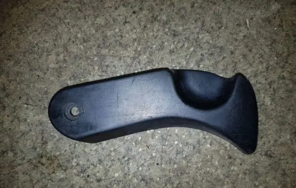 BMW 5 E39 Engine bonnet (hood) release handle 8226621