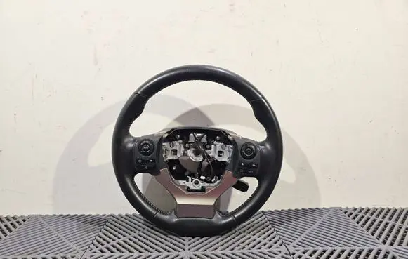 Lexus CT 200H Steering wheel