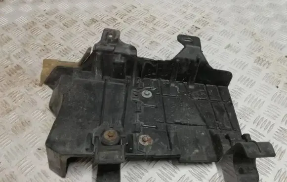 Citroen C4 II Engine splash shield/under tray 9676377380