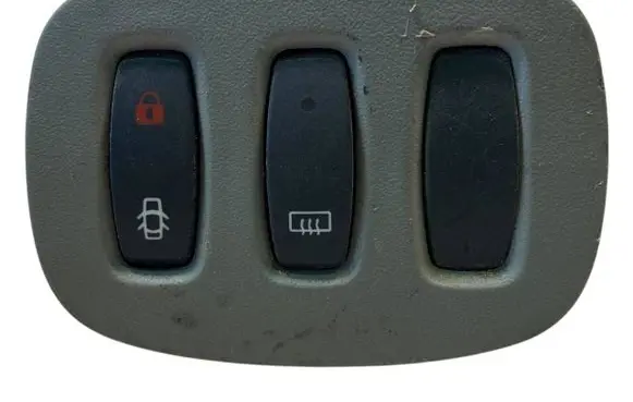 Nissan Primastar Central locking switch button 8200004612