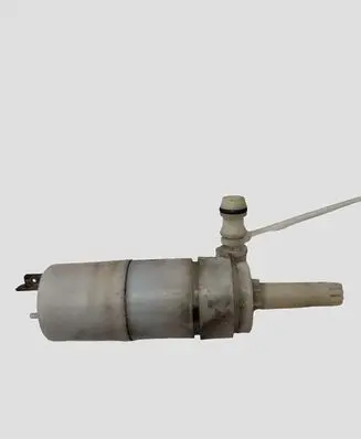 Volvo XC90 Windscreen/windshield washer pump