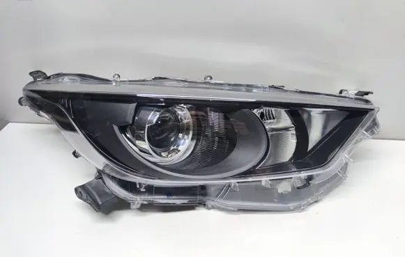 Toyota Yaris XP210 Headlight/headlamp KO6EU