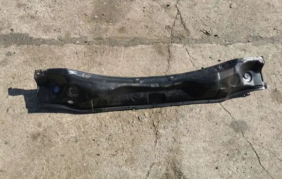 Hyundai i10 Wiper trim
