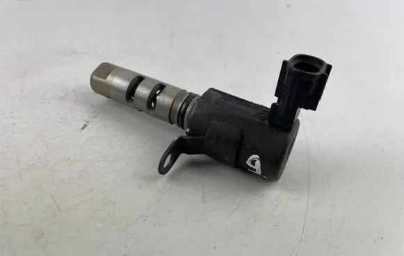 Subaru Legacy Valve oil control 10921AA050 EG14