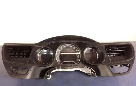 Citroen C5 Speedometer (instrument cluster) 9666326480