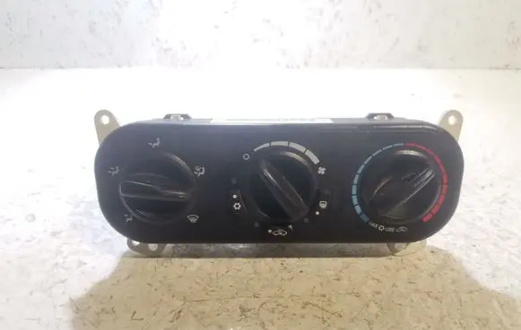 Dodge Caliber Climate control unit P55111874AC