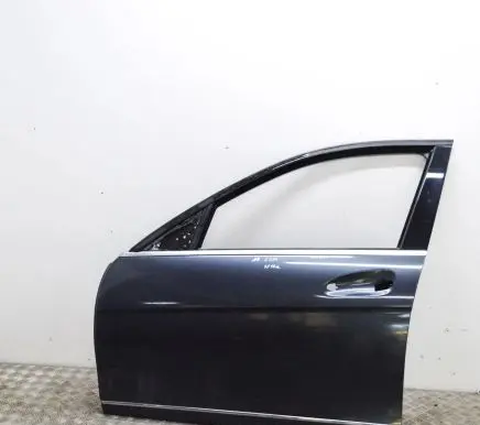 Mercedes-Benz C W204 Front door A2047220110